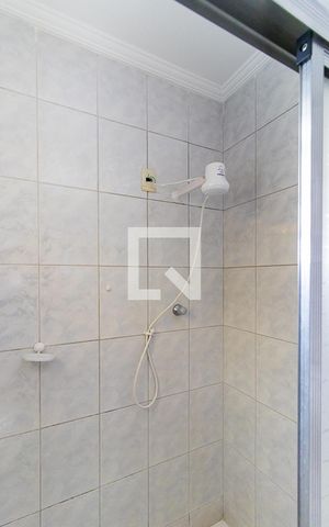 Casa à venda com 220m², 3 quartos e 1 vaga Casa à venda com 220m², 3 quartos e 1 vagaBanheiro da suíte