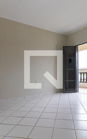 Casa à venda com 220m², 3 quartos e 1 vaga Casa à venda com 220m², 3 quartos e 1 vagaQuarto 1 - Suíte