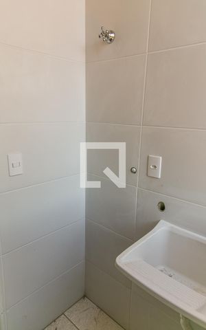 Apartamento para alugar com 70m², 2 quartos e 1 vaga Apartamento para alugar com 70m², 2 quartos e 1 vagaÁrea de Serviço