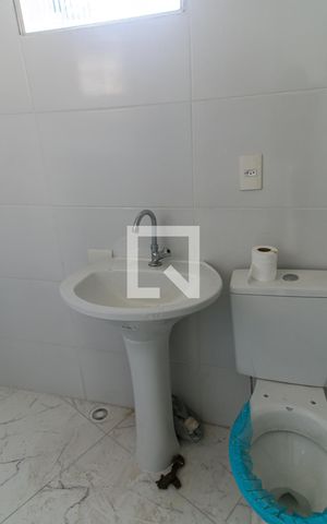 Apartamento para alugar com 70m², 2 quartos e 1 vaga Apartamento para alugar com 70m², 2 quartos e 1 vagaBanheiro