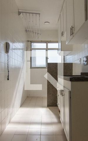 Apartamento à venda com 52m², 2 quartos e 1 vaga Apartamento à venda com 52m², 2 quartos e 1 vagaCozinha