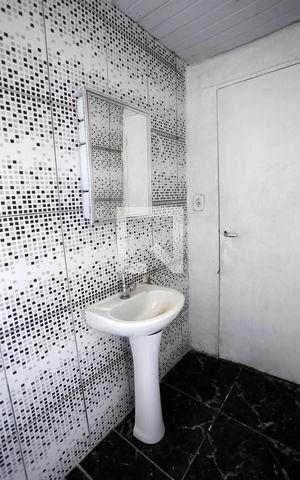 Casa para alugar com 140m², 2 quartos e sem vagaBanheiro