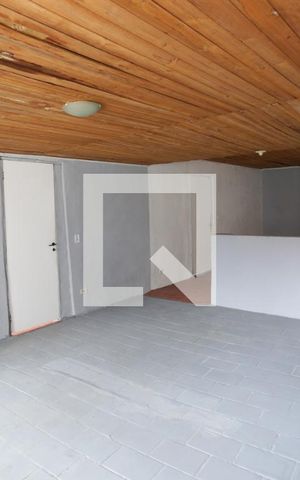 Casa para alugar com 140m², 2 quartos e sem vagaSala