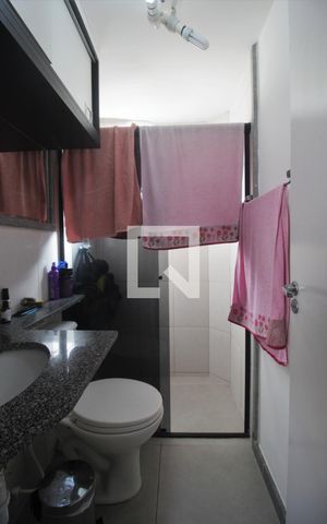 Apartamento à venda com 165m², 3 quartos e 1 vagaBanheiro da Suíte