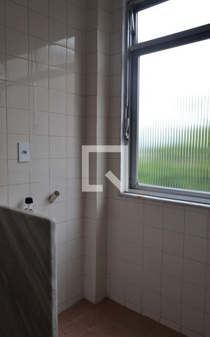 Apartamento à venda com 68m², 2 quartos e 1 vagaÁrea de Serviço