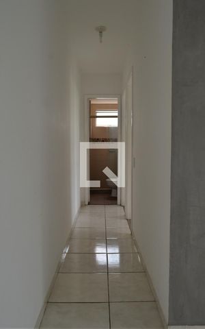 Apartamento à venda com 68m², 2 quartos e 1 vagaCorredor