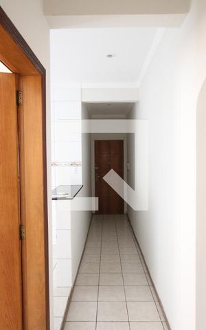 Apartamento à venda com 48m², 2 quartos e sem vagaCorredor