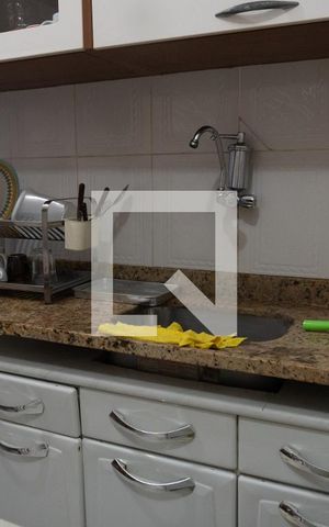 Casa à venda com 50m², 2 quartos e sem vaga Casa à venda com 50m², 2 quartos e sem vagaCozinha