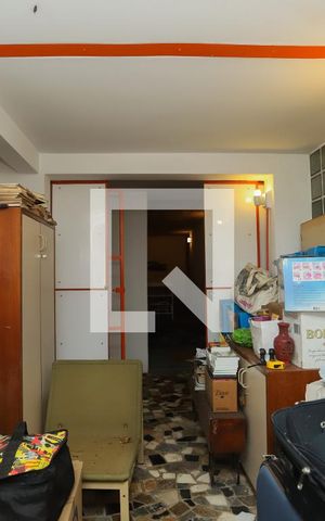 Casa à venda com 440m², 4 quartos e 4 vagasEscritório