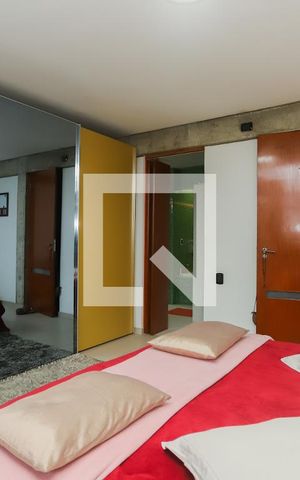 Casa à venda com 440m², 4 quartos e 4 vagasQuarto 4 - Suíte