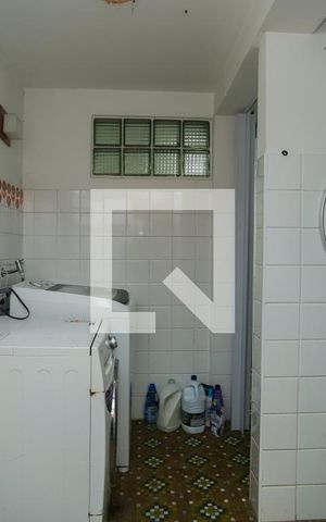 Casa à venda com 440m², 4 quartos e 4 vagasÁrea de Serviço