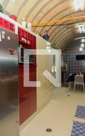Casa à venda com 440m², 4 quartos e 4 vagasCozinha