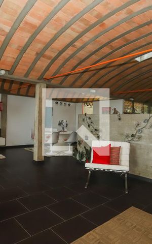 Casa à venda com 440m², 4 quartos e 4 vagasSala