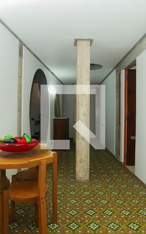 Casa à venda com 440m², 4 quartos e 4 vagasHall
