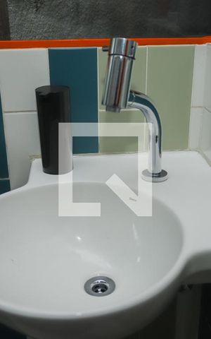Casa à venda com 440m², 4 quartos e 4 vagasBanheiro do Quarto 2