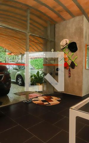 Casa à venda com 440m², 4 quartos e 4 vagasSala