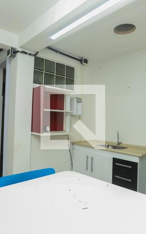 Casa à venda com 440m², 4 quartos e 4 vagasCopa