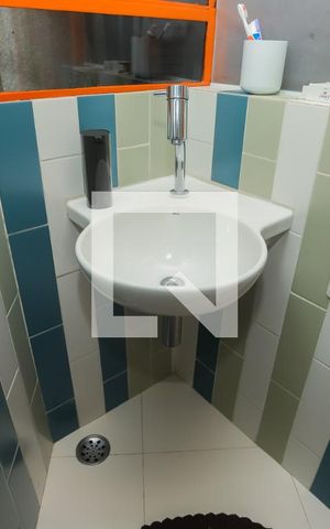 Casa à venda com 440m², 4 quartos e 4 vagasBanheiro do Quarto 2