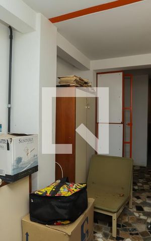 Casa à venda com 440m², 4 quartos e 4 vagasEscritório