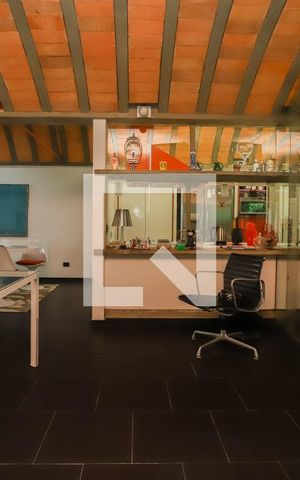 Casa à venda com 440m², 4 quartos e 4 vagasSala