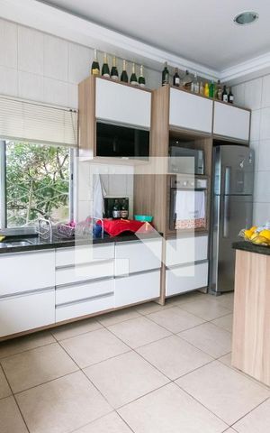 Casa à venda com 280m², 3 quartos e 3 vagasCozinha