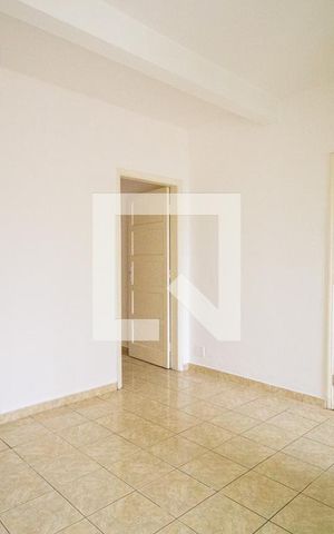 Casa para alugar com 50m², 1 quarto e sem vaga Casa para alugar com 50m², 1 quarto e sem vagaSala