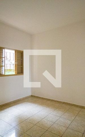 Casa para alugar com 50m², 1 quarto e sem vaga Casa para alugar com 50m², 1 quarto e sem vagaQuarto