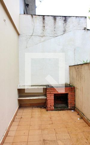 Casa à venda com 180m², 4 quartos e 2 vagasChurrasqueira