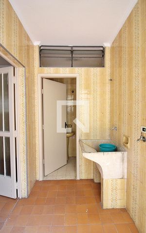 Casa à venda com 180m², 4 quartos e 2 vagasLavanderia