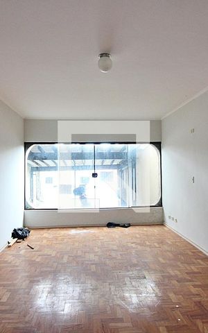 Casa à venda com 180m², 4 quartos e 2 vagasSala