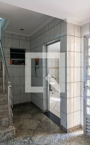 Casa à venda com 140m², 2 quartos e 2 vagas Casa à venda com 140m², 2 quartos e 2 vagasÁrea de Serviço