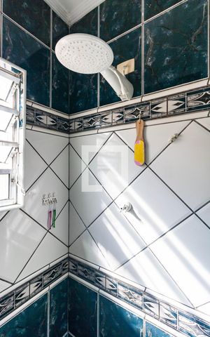 Casa à venda com 140m², 2 quartos e 2 vagas Casa à venda com 140m², 2 quartos e 2 vagasBanheiro da Suíte 1