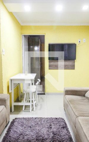 Casa à venda com 67m², 3 quartos e sem vaga Casa à venda com 67m², 3 quartos e sem vagaSala 2