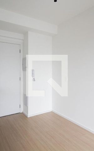 Apartamento à venda com 27m², 1 quarto e sem vaga Apartamento à venda com 27m², 1 quarto e sem vagaSala