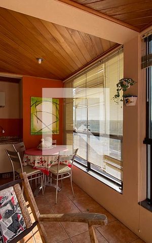 Apartamento à venda com 170m², 3 quartos e 2 vagasSacada da Sala de Estar
