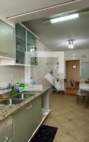 Apartamento à venda com 170m², 3 quartos e 2 vagasCozinha