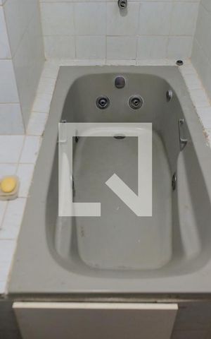 Apartamento para alugar com 90m², 2 quartos e 1 vaga Apartamento para alugar com 90m², 2 quartos e 1 vagaBanheiro
