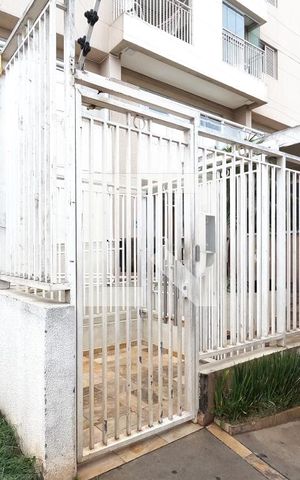 Apartamento à venda com 72m², 3 quartos e 1 vagaFachada e portaria