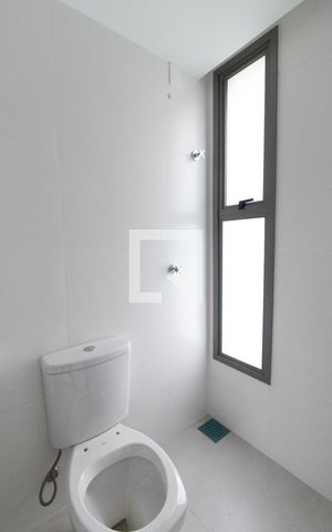 Apartamento à venda com 150m², 3 quartos e 2 vagas Apartamento à venda com 150m², 3 quartos e 2 vagasLavabo