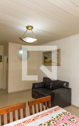 Casa à venda com 90m², 2 quartos e 1 vagaSala