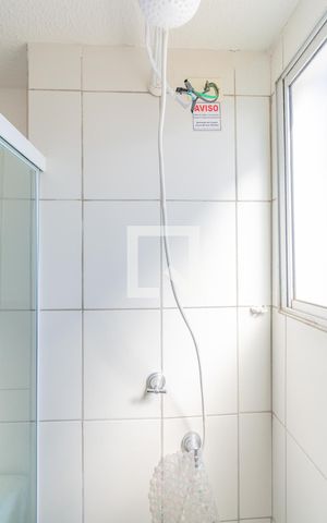 Apartamento à venda com 43m², 2 quartos e 1 vaga Apartamento à venda com 43m², 2 quartos e 1 vagaBanheiro
