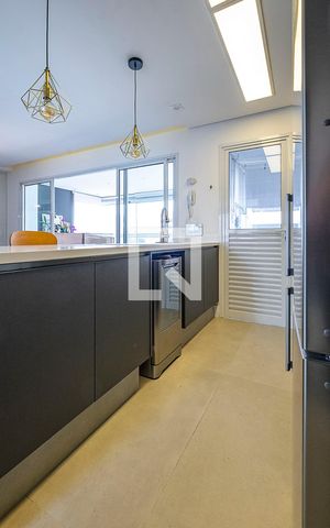 Apartamento para alugar com 84m², 2 quartos e 2 vagas Apartamento para alugar com 84m², 2 quartos e 2 vagasCozinha