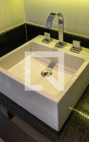 Apartamento para alugar com 84m², 2 quartos e 2 vagas Apartamento para alugar com 84m², 2 quartos e 2 vagasBanheiro Social