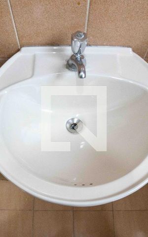 Casa à venda com 173m², 3 quartos e 2 vagasBanheiro 3