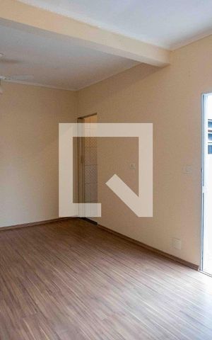 Casa à venda com 173m², 3 quartos e 2 vagasQuarto Suíte