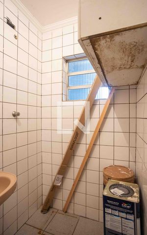 Casa à venda com 173m², 3 quartos e 2 vagasBanheiro de serviço