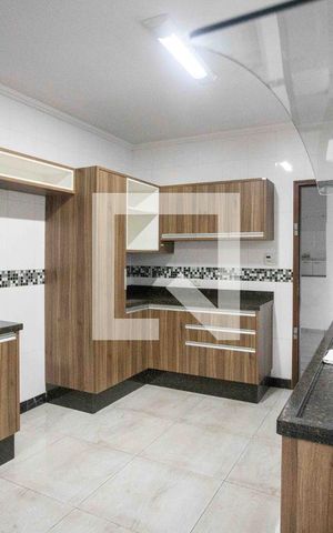 Casa à venda com 173m², 3 quartos e 2 vagasCozinha
