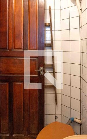 Casa à venda com 173m², 3 quartos e 2 vagasBanheiro de serviço