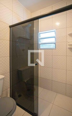 Casa à venda com 173m², 3 quartos e 2 vagasBanheiro da Suíte