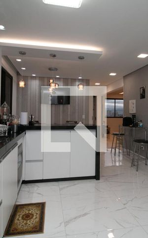 Apartamento à venda com 124m², 2 quartos e 2 vagas Apartamento à venda com 124m², 2 quartos e 2 vagasCozinha